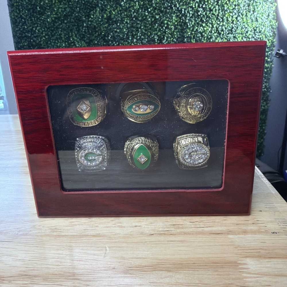 Green Bay Packers Replica 6 Championship Ring Set With Display Box. - Picture 7 of 7